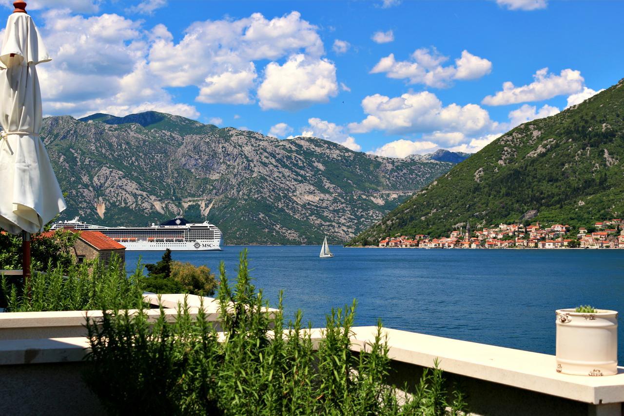 Apartment Miramare Kotor Exterior photo